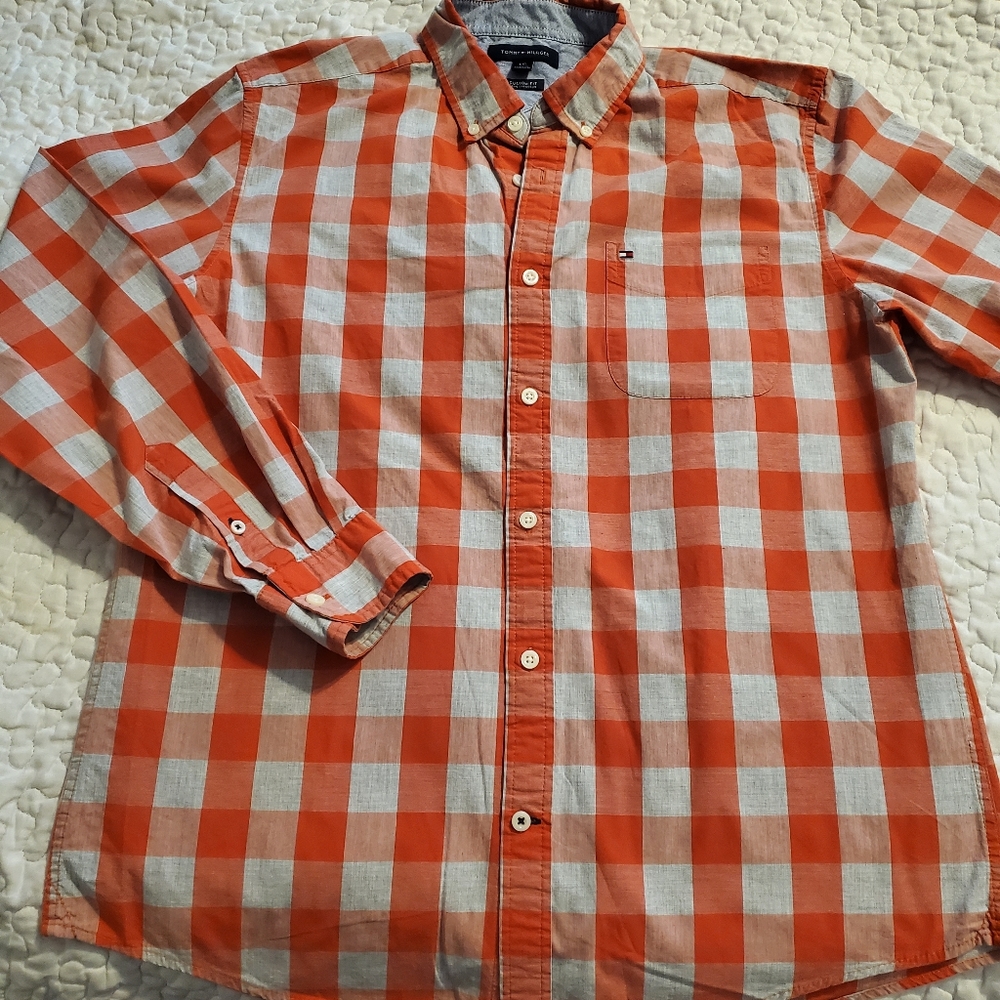 Tommy Hilfiger Custom Fit Orange Box Plaid long sleeved button down shirt L